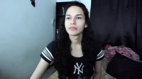 helena_spellman online show from 10/03/25, 09:17