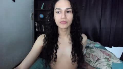 helena_spellman online show from 10/29/25, 10:17