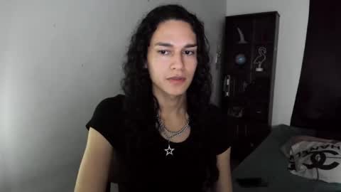 helena_spellman online show from 11/22/25, 12:20