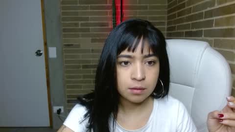 Snapshot of helenacyruss666 chatting on 12/15/25, 09:46 Only 18 cyrus online show from 12/15/25, 09:46