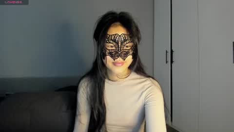 Hi I am Helen online show from 06/13/26, 02:20