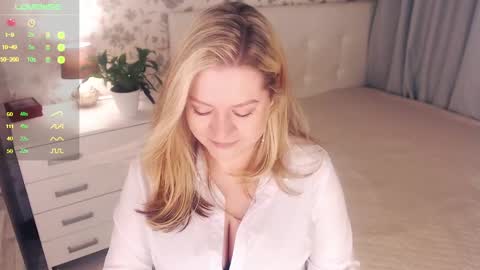 Helena Bonham online show from 12/21/24, 03:58