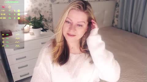 Helena Bonham online show from 12/23/24, 03:40