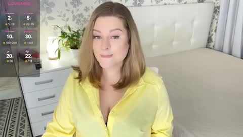 Helena Bonham online show from 10/29/25, 03:58