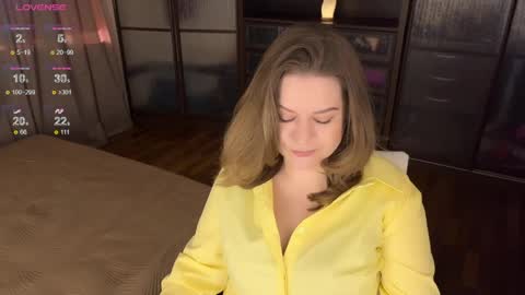 Helena Bonham online show from 03/29/26, 05:29