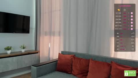 Sarah  here Help to make 100 thumbs up  online show from 02/09/25, 11:47