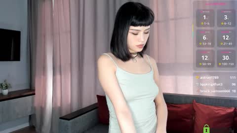 Sarah  here Help to make 100 thumbs up  online show from 02/27/25, 10:48