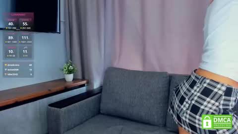 Sarah  here Help to make 100 thumbs up  online show from 03/08/25, 07:05