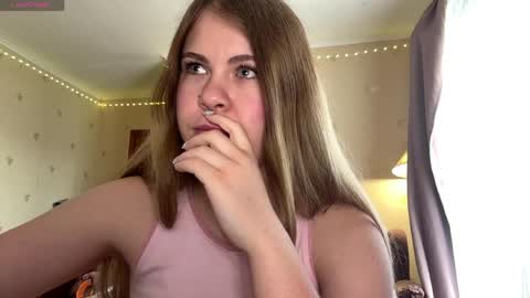 Chloe online show from 05/12/26, 06:32