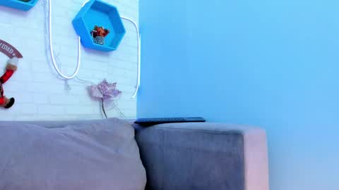    online show from 12/11/24, 02:44