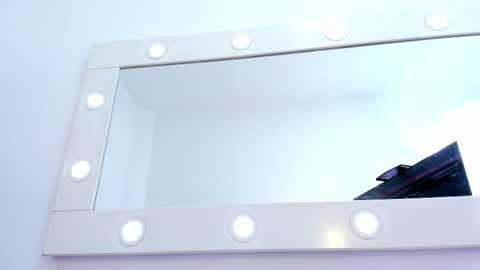    online show from 04/23/26, 03:36