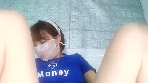 Snapshot of helenna_00 chatting on 09/24/25, 11:30 helenna_00 online show from 09/24/25, 11:30