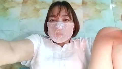 Snapshot of helenna_00 chatting on 10/14/25, 11:16 helenna_00 online show from 10/14/25, 11:16