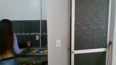 helenoliveira76340912 online show from 04/14/26, 02:12