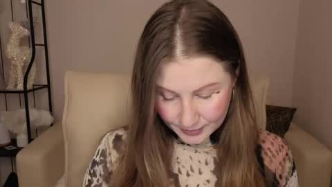 Helen online show from 01/17/26, 02:16