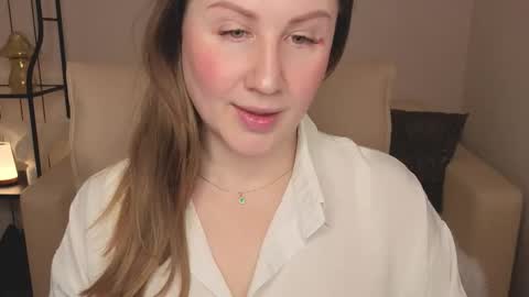 Helen online show from 03/15/26, 02:17