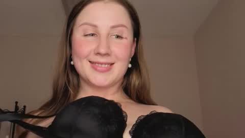 Helen online show from 03/27/26, 08:26