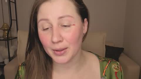 Helen online show from 04/08/26, 08:14