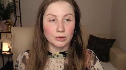 Helen online show from 05/05/26, 08:44