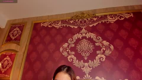 Helen or Hells online show from 12/18/25, 01:17