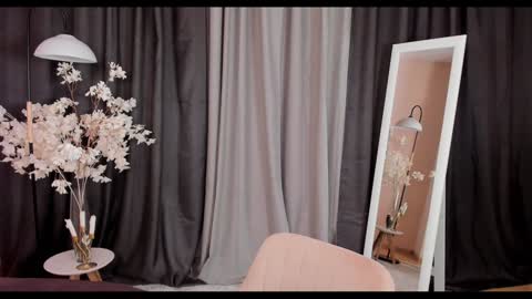 Helen online show from 02/08/25, 08:52