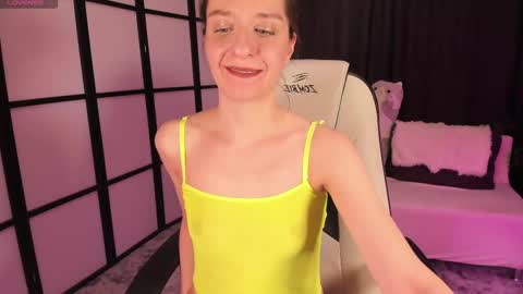 Helen online show from 02/28/25, 10:30