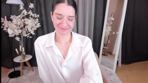 Helen online show from 03/07/25, 05:51