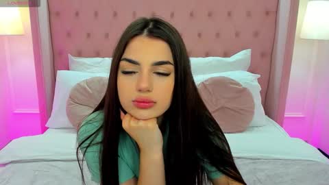 Helen online show from 10/08/25, 12:25