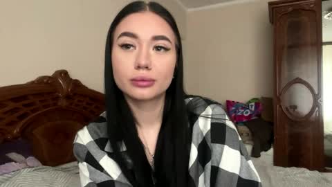 lilian online show from 04/07/26, 03:18