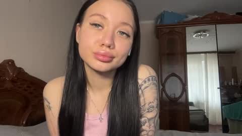 lilian online show from 04/12/26, 03:22