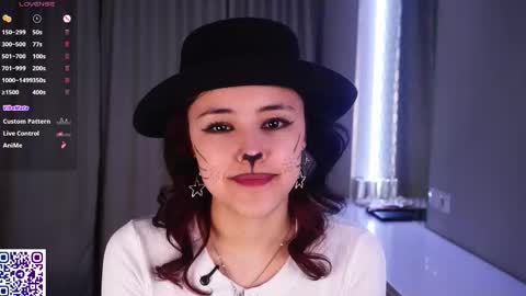 Snapshot of helgamartin chatting on 02/22/26, 08:18 Aurora online show from 02/22/26, 08:18