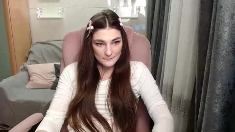 helgamun online show from 11/23/25, 11:10