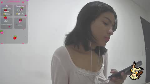 Helia Transfem and Amy online show from 02/07/25, 03:30