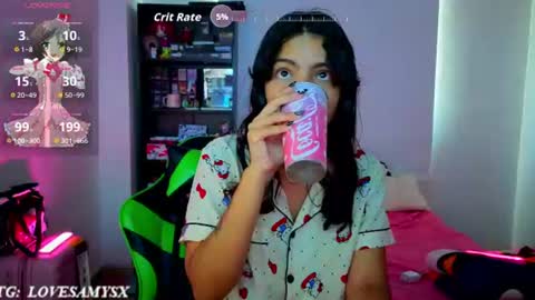 Snapshot of helia_n_amy chatting on 06/19/26, 02:21 Helia Transfem and Amy online show from 06/19/26, 02:21