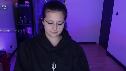 Snapshot of hell_dancer_ chatting on 01/25/25, 02:15 Lexa online show from 01/25/25, 02:15