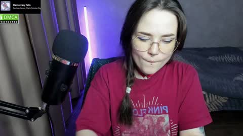 Red online show from 12/20/24, 06:45