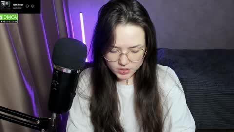 Red online show from 01/08/25, 09:55