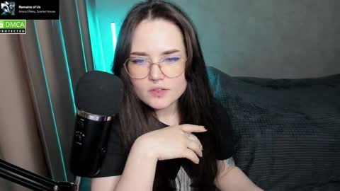 Red online show from 01/23/25, 09:18