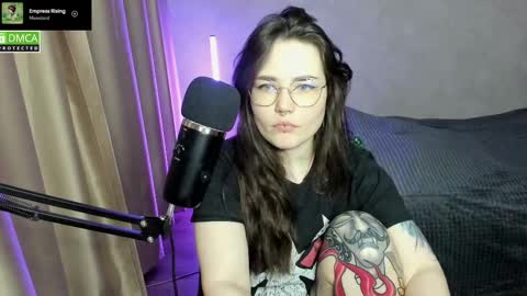 Red online show from 02/10/25, 06:13