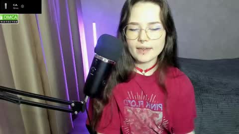 Red online show from 03/12/25, 08:20