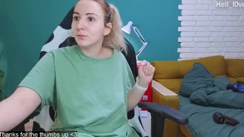 Anastasiia  online show from 11/19/25, 11:10