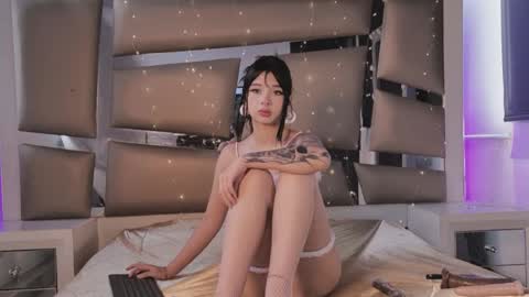 hellen__smith_ online show from 05/27/26, 02:03