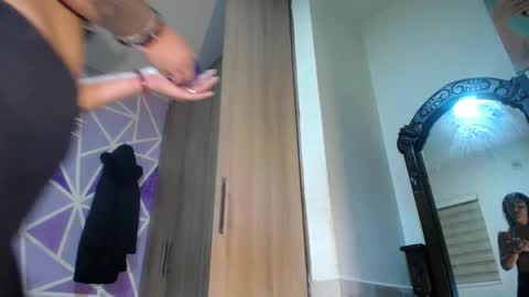 hellen maya online show from 05/25/26, 05:19