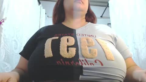 Snapshot of hellen_sevda chatting on 06/04/26, 12:33 Hellen Sevda online show from 06/04/26, 12:33