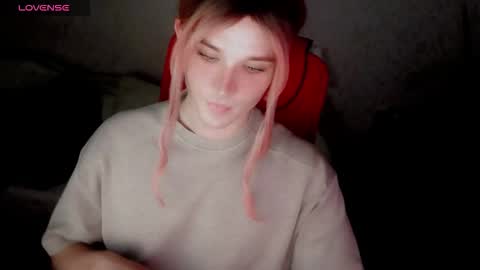 Snapshot of hellenspellman chatting on 09/28/25, 04:01 Helen Spellman online show from 09/28/25, 04:01