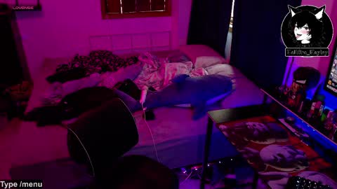 Hayley online show from 05/19/26, 01:56