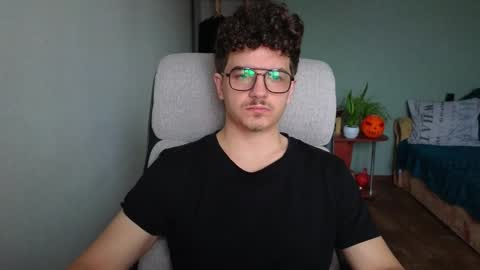 Remy online show from 11/24/25, 09:09