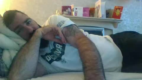 Snapshot of hellobunbunx0 chatting on 10/06/25, 07:50 hellobunbunx0 online show from 10/06/25, 07:50