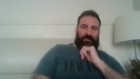 hellobunbunx0 online show from 04/07/26, 03:45