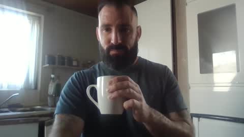 hellobunbunx0 online show from 04/08/26, 01:22